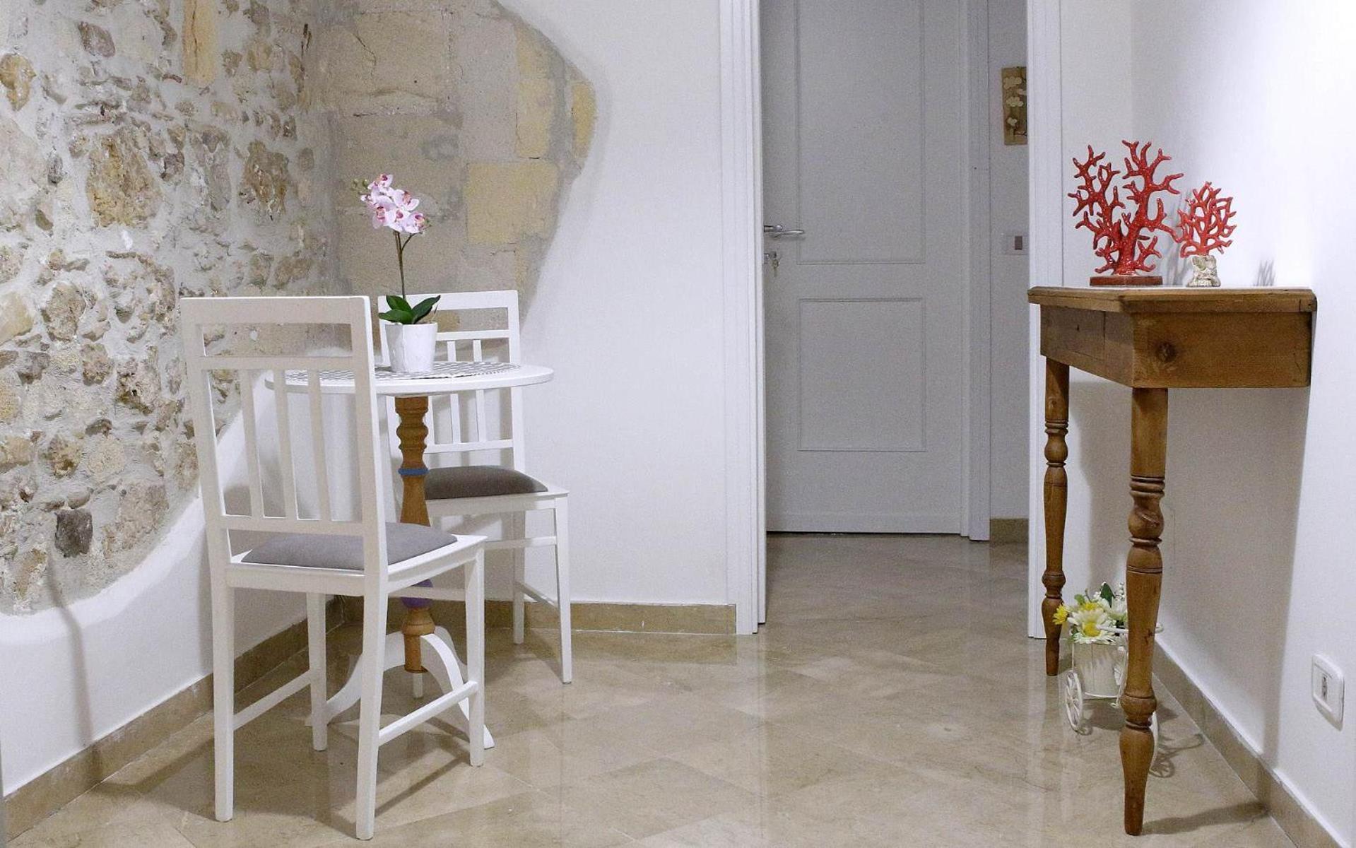 Appartamento Alla Corte Dei Misteri Trapani Bagian luar foto